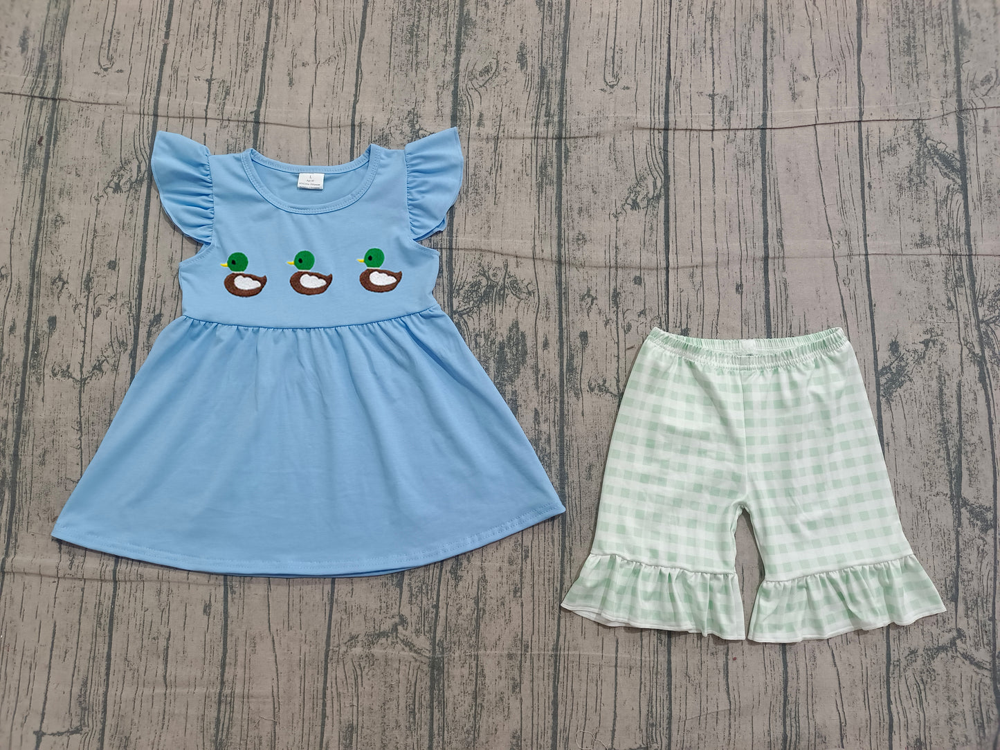 Pre-order GSSO2728 baby girls duck blue flying sleeve green checkered short outfits embroidery