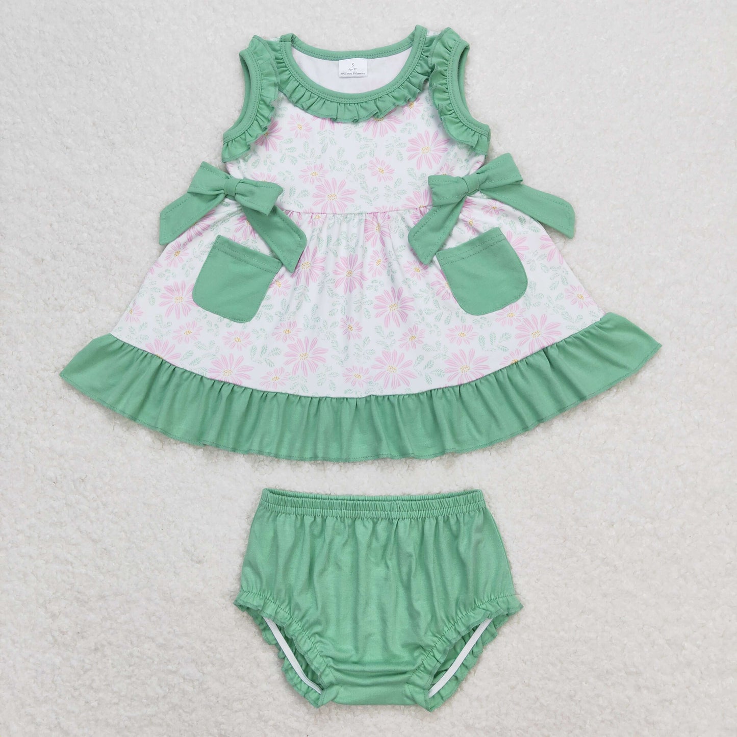 GBO0292 Girls Green Floral Bummies Set