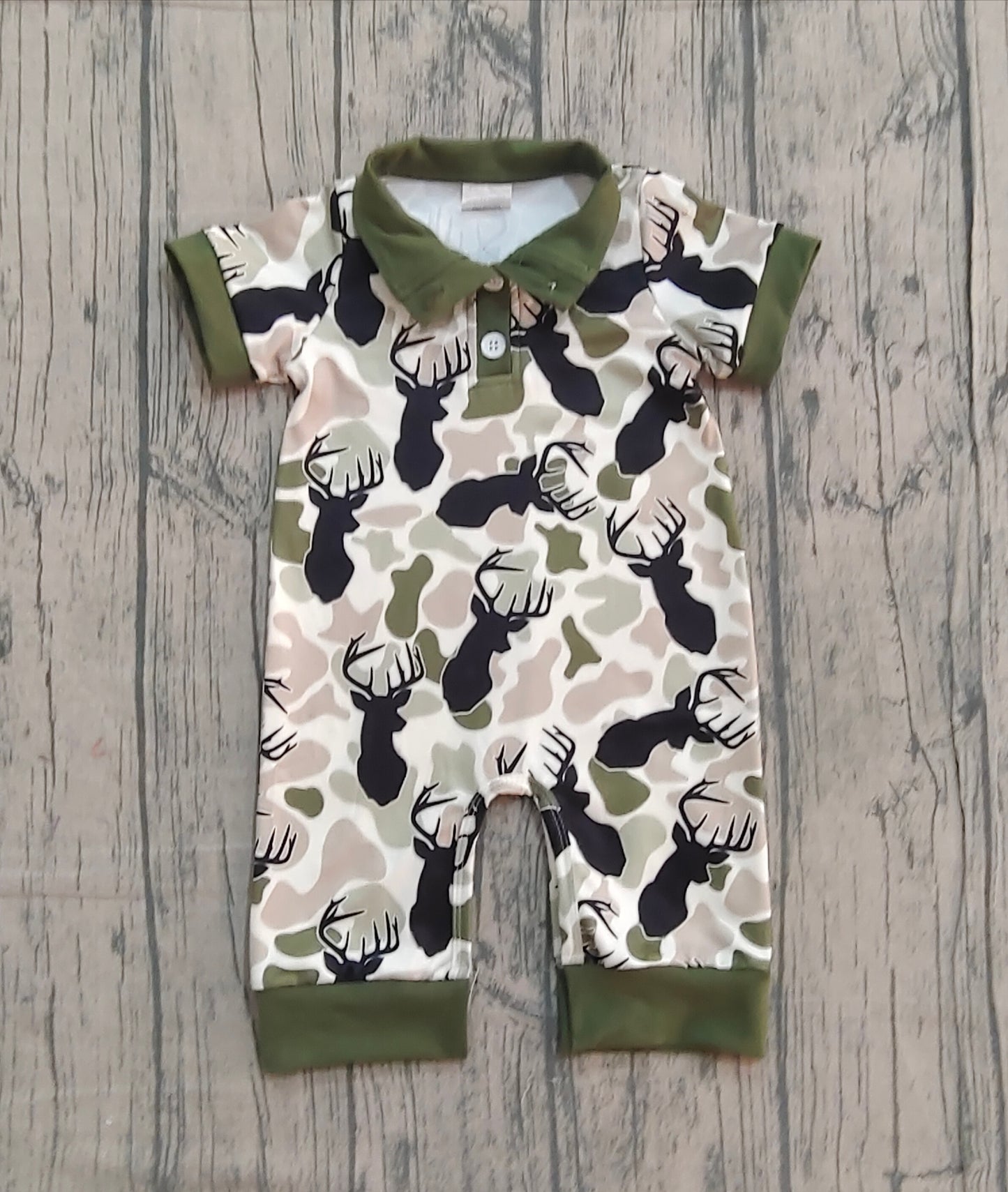 Pre-order SR3636 baby boys camo deer button green short sleeve romper