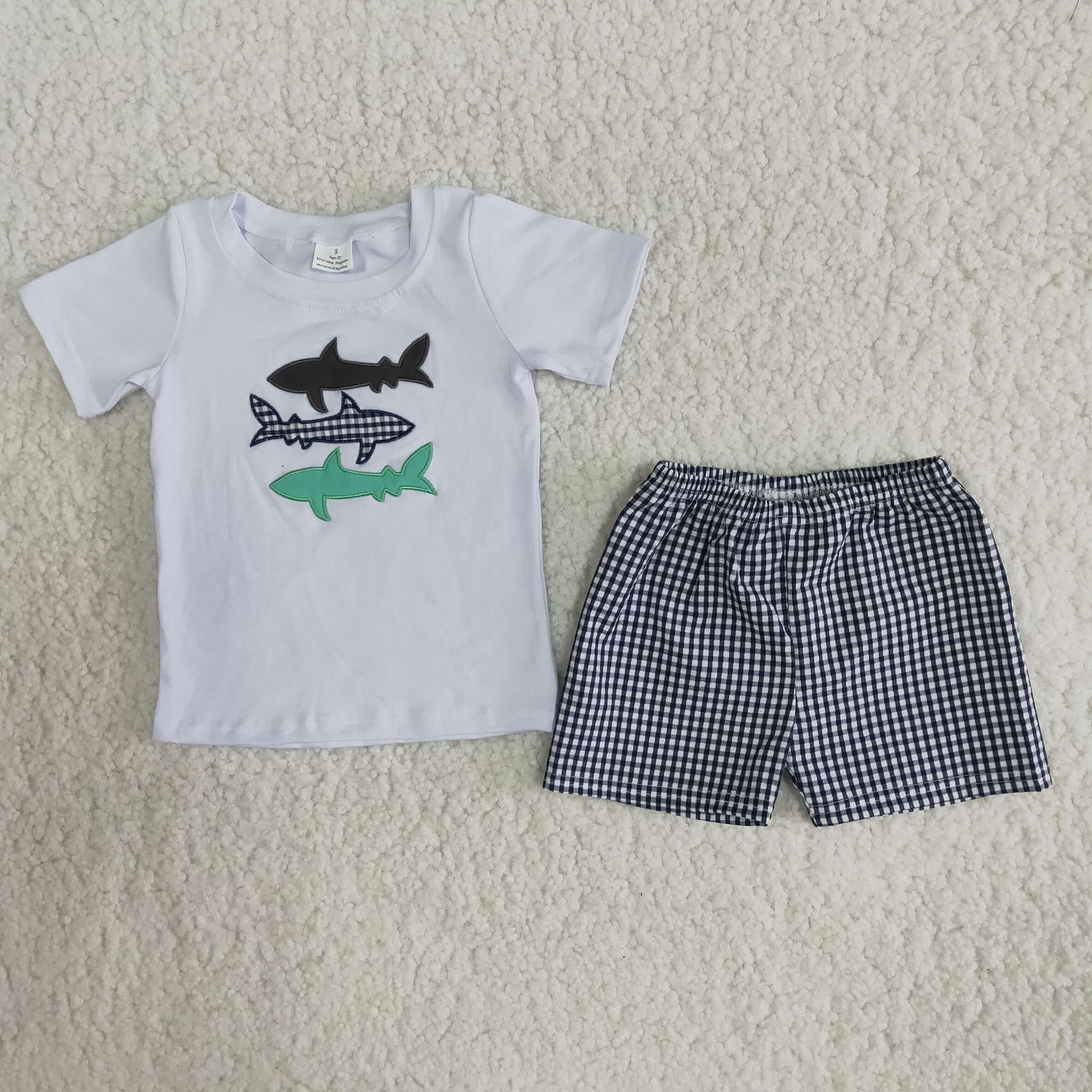 Boys Embroidery Fish Outfits Short Sleeves Black Shorts