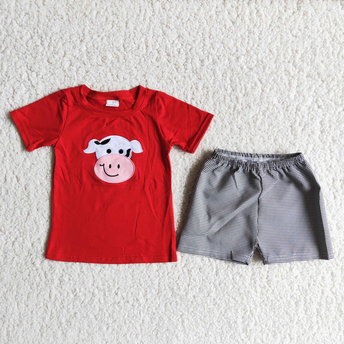Boys Embroidery Cow Outfits Short Sleeves Black Shorts Red