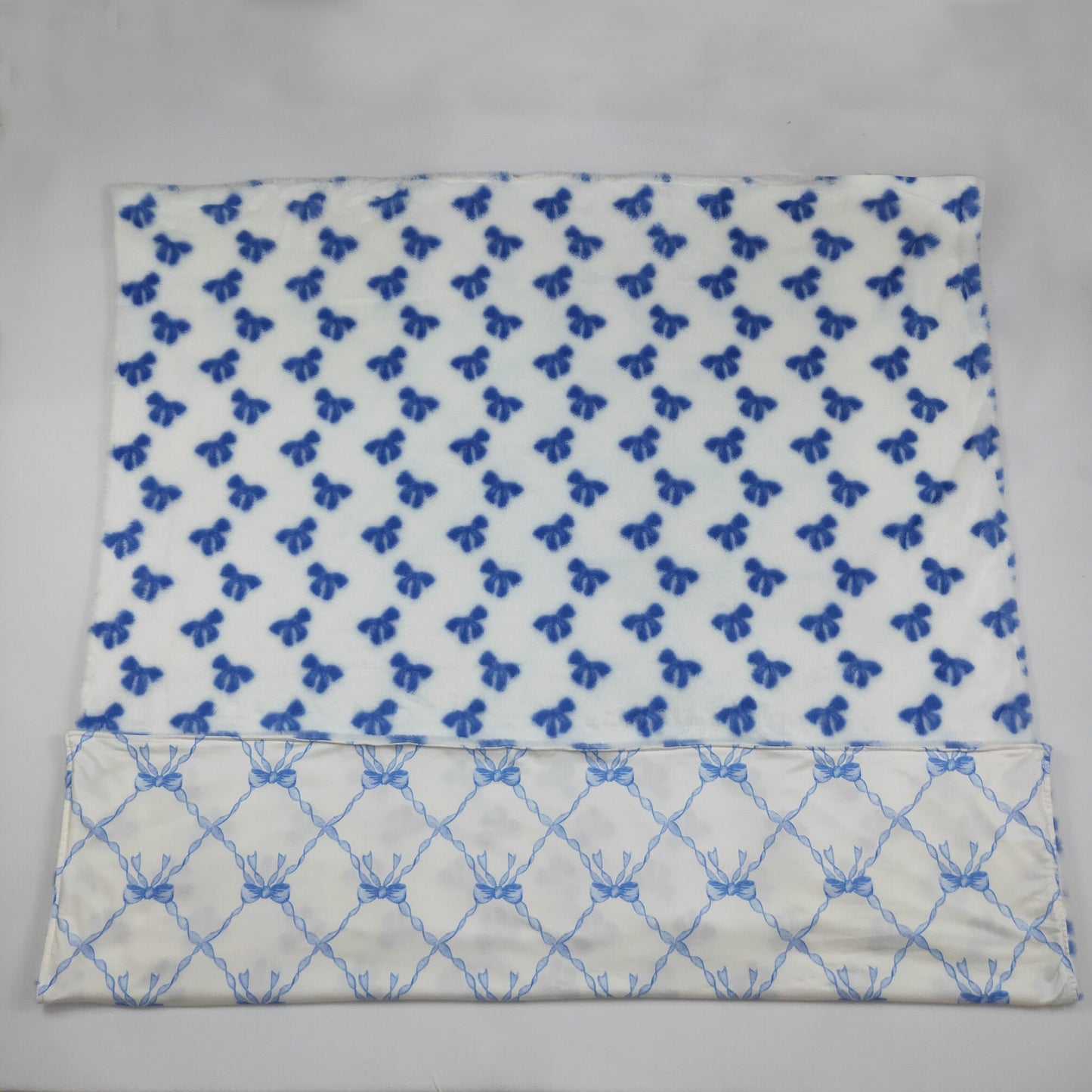 BL0210  Baby blue bow Blankets