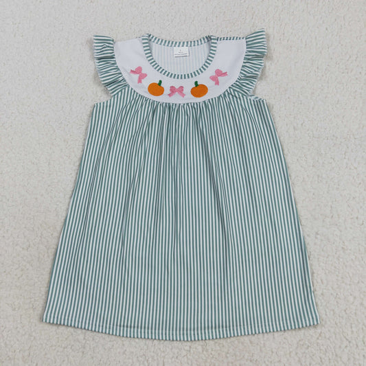 GSD2746 girls flying sleeve green stripe pumpkin bow Dress embroidery