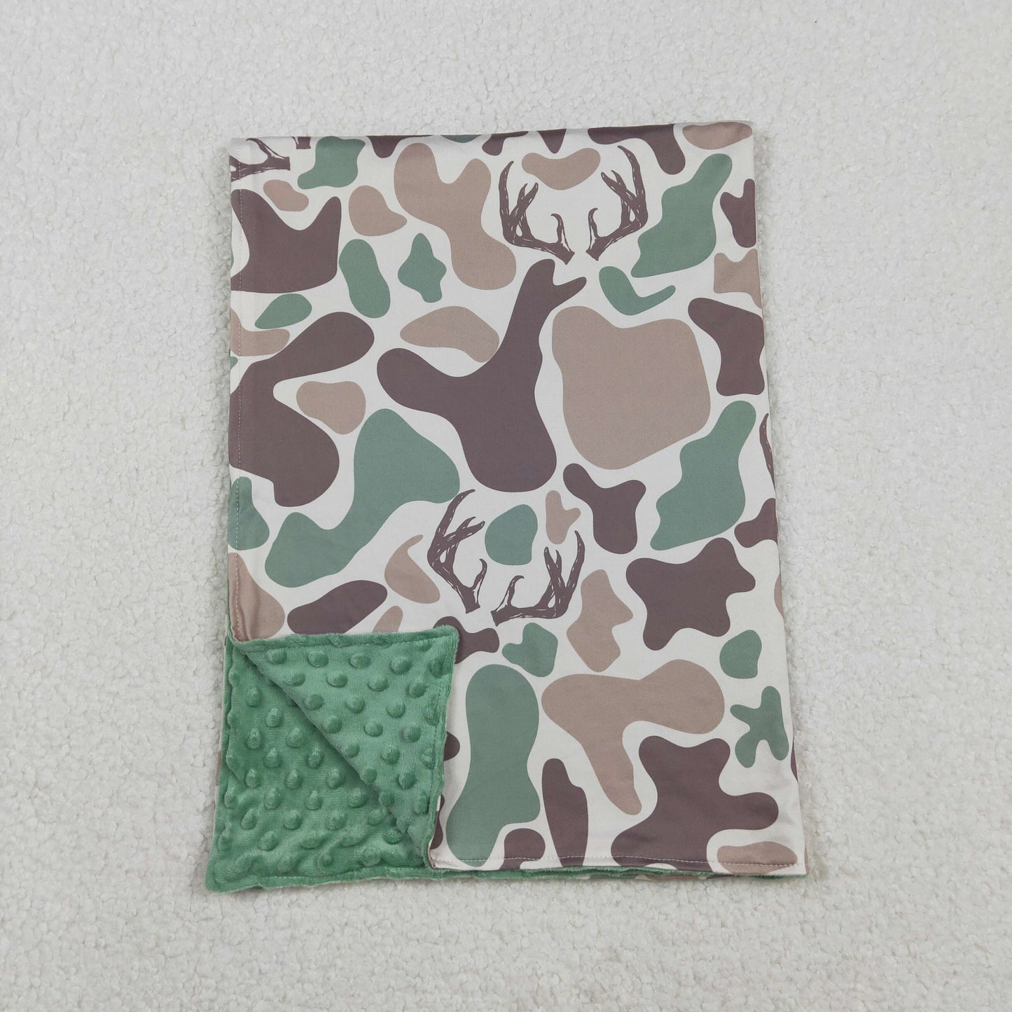 BL0226 baby deer camo blanket