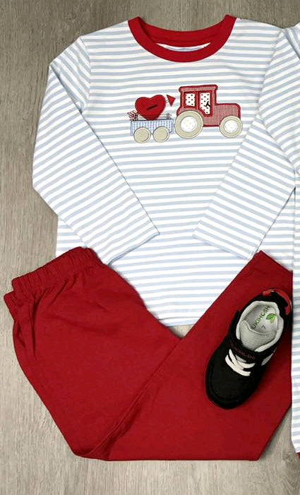 Pre-order BLP0932 baby Boys Valentine truck outfits ( Deadline September 26 )