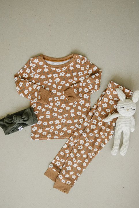 Pre-order GLP1889 baby girls long sleeves floral pajamas ( Deadline September 19 )