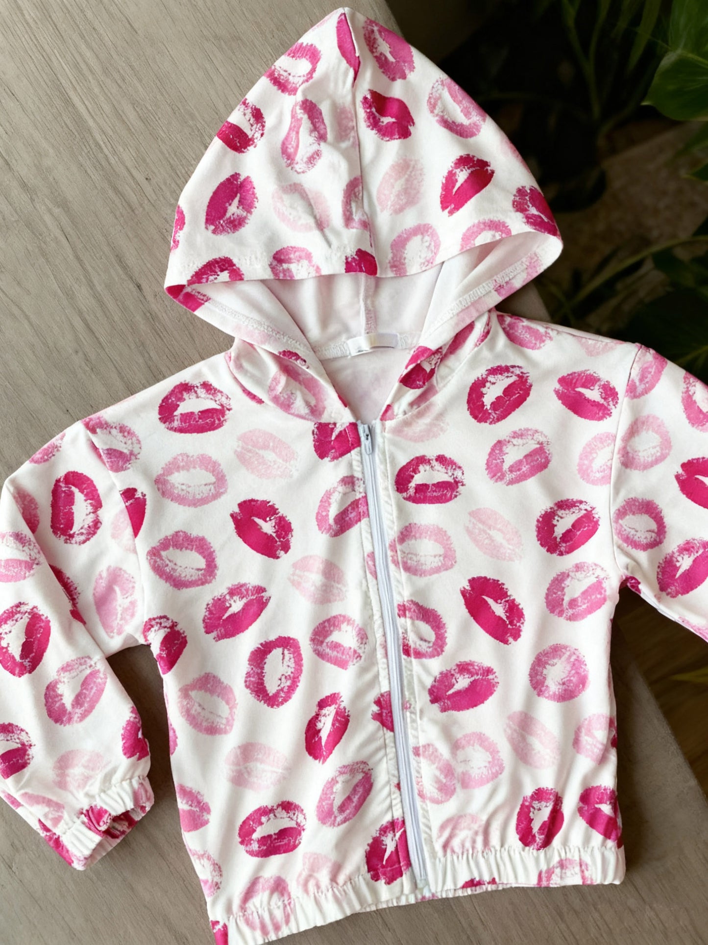 Pre-order GT1420 baby girls rose lip hooded zipper coat top