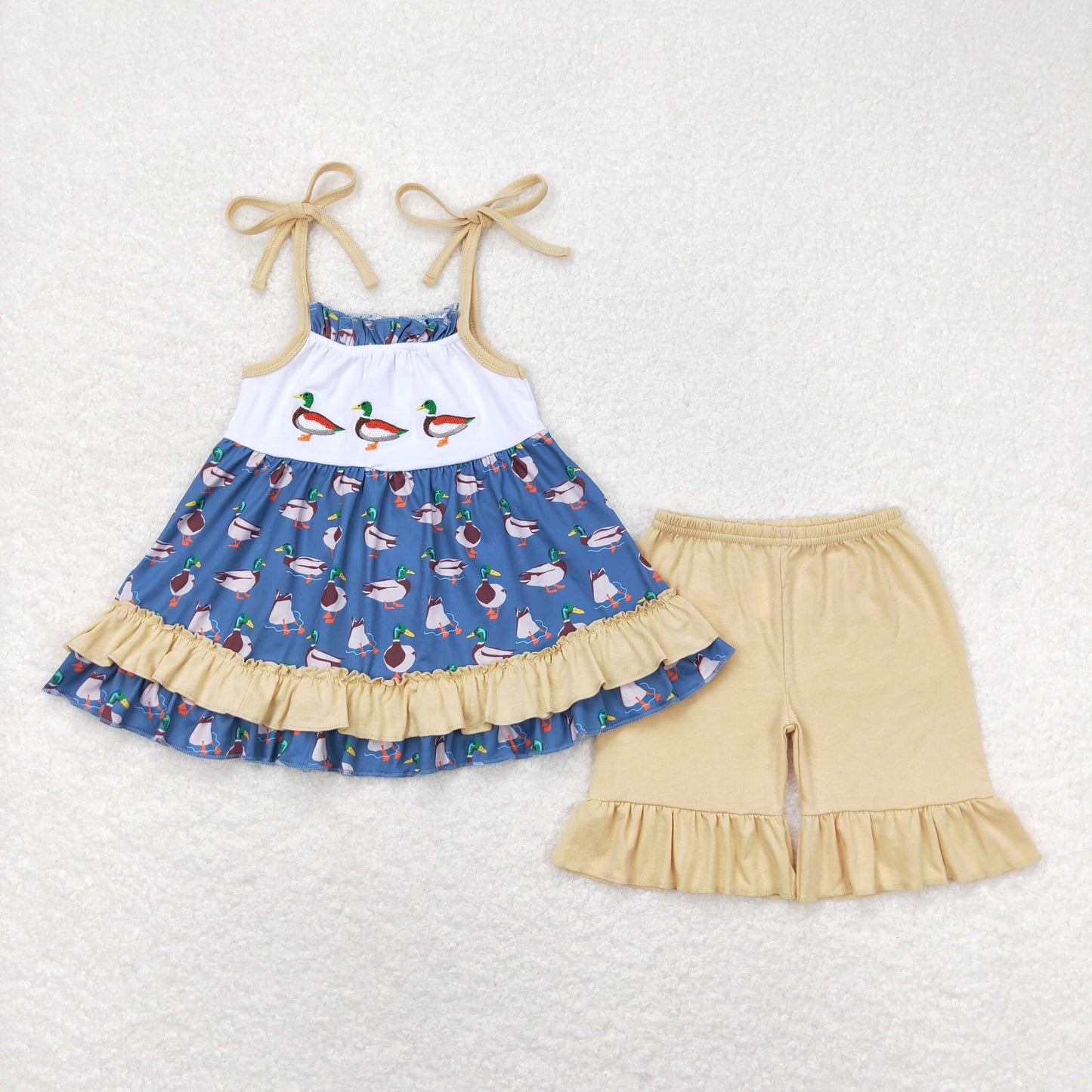 GSSO0697 Girls Duck Outfits Embroidery