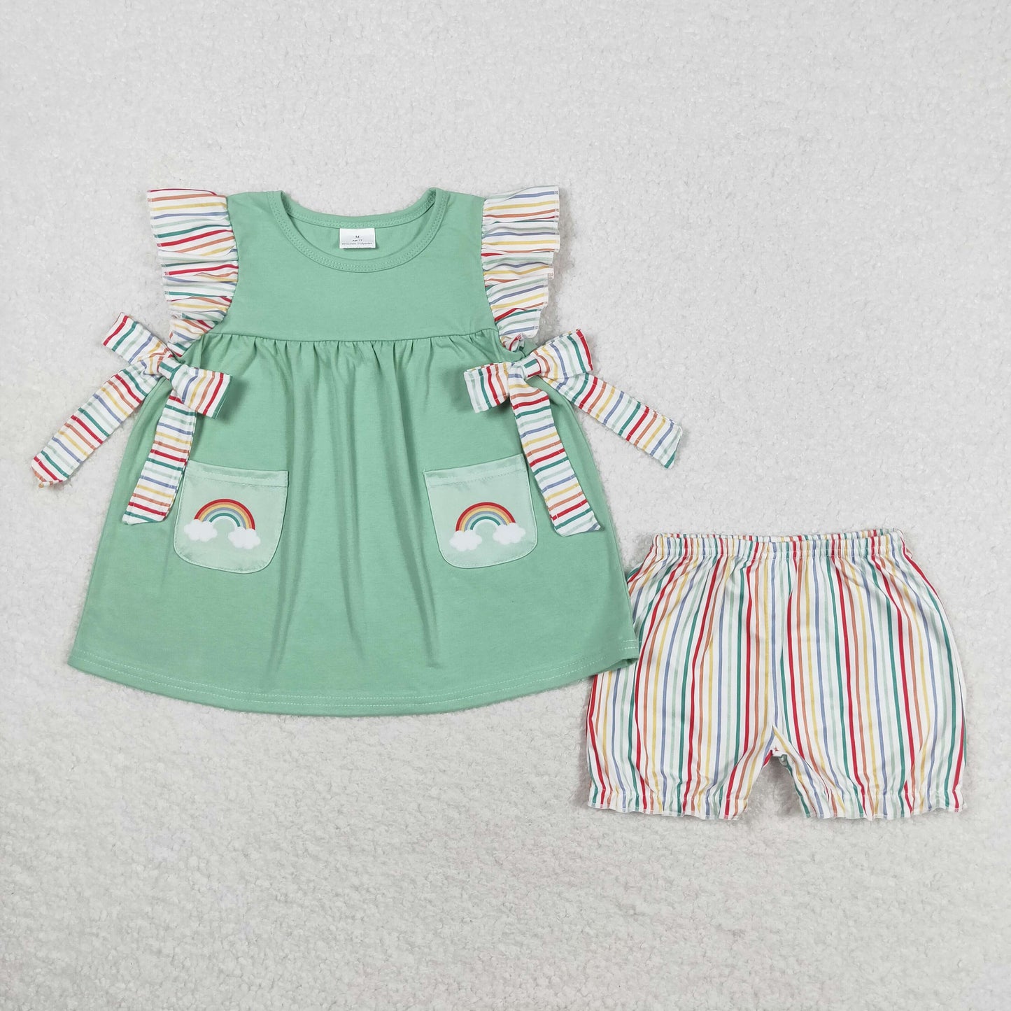 GSSO0596 Girls Green Rainbow Outfits