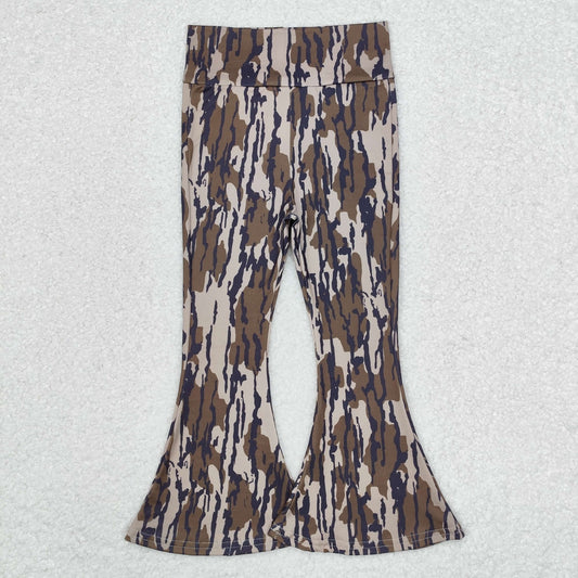 P0590 Girls camo Bell Bottom Pants