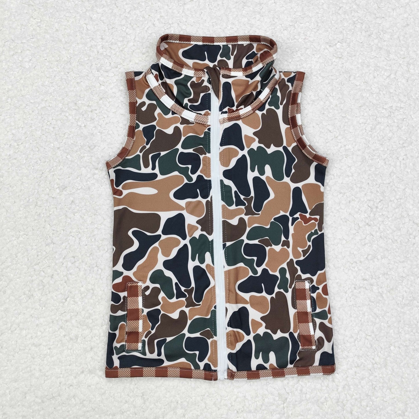 BT0856 Boys camo zippy jacket