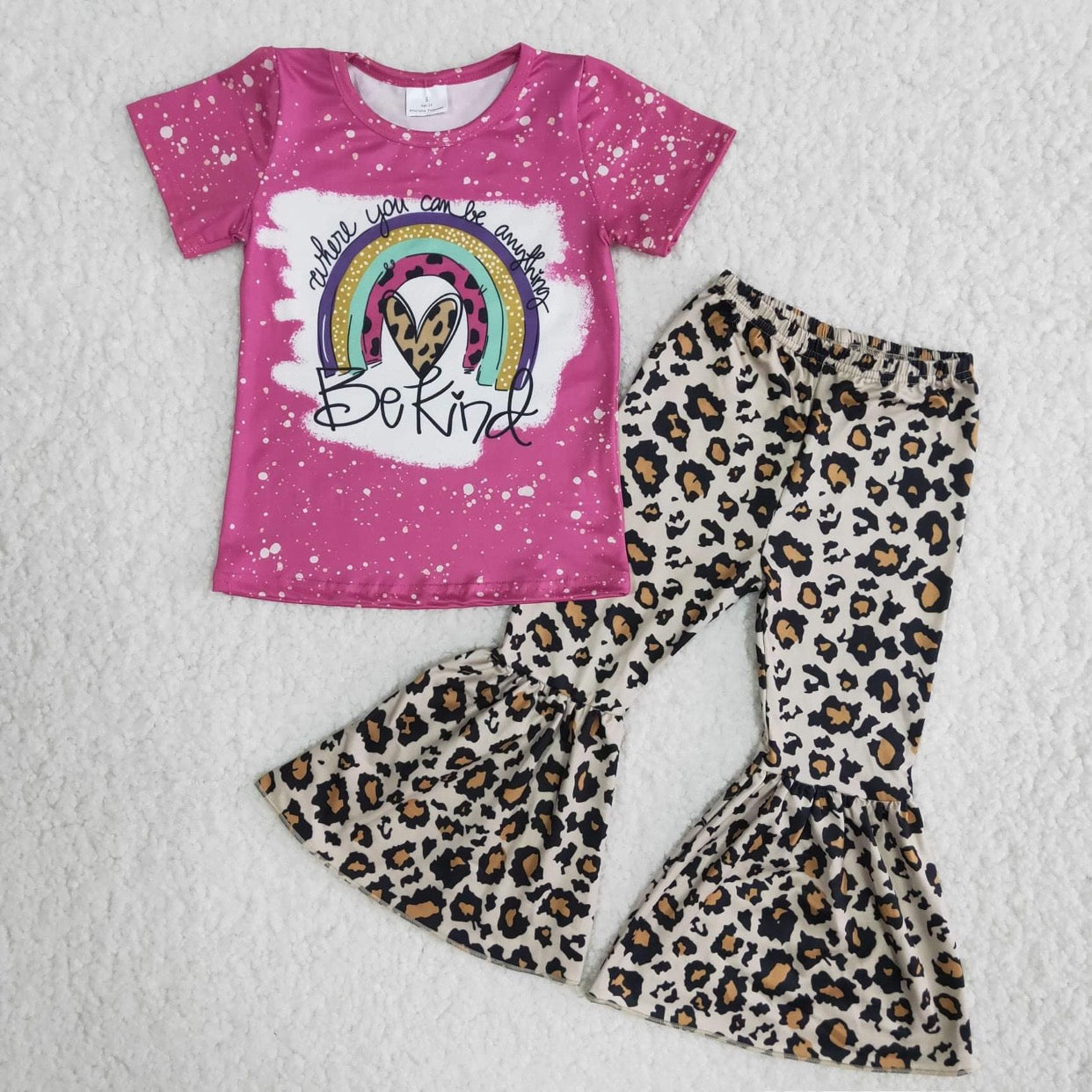 Girls Be Kind Outfits Short Sleeves Leopard Pants